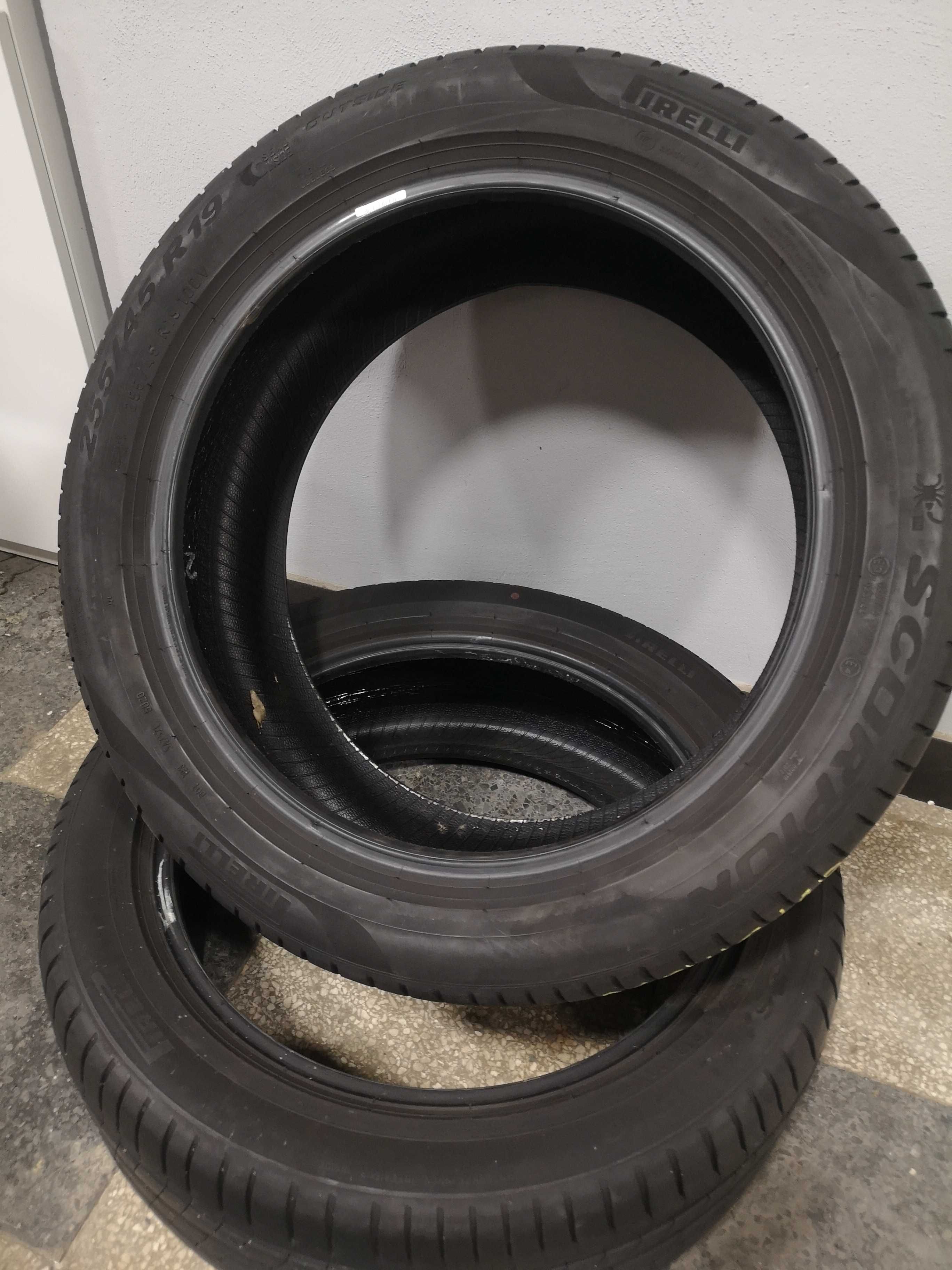 2бр 255/45/19  PIRELLI 6мм грайфер дот:20г +++