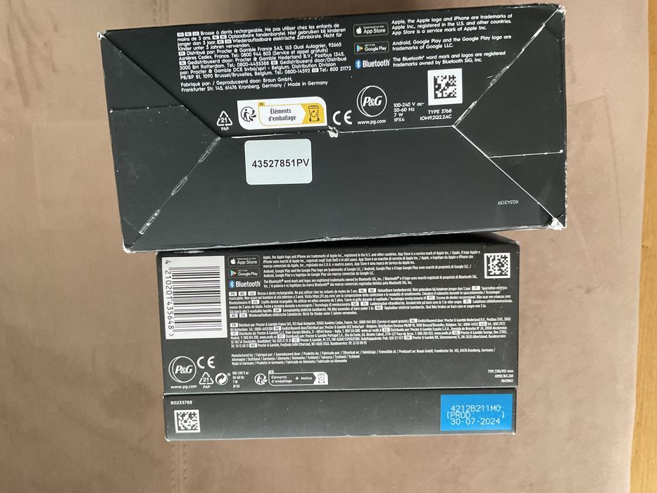 Periuta de dinti electrica ORAL-B iO10, Bluetooth, Curatare 3D,