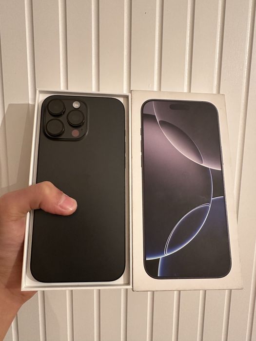 Iphone 16 pro max 94% yomks
