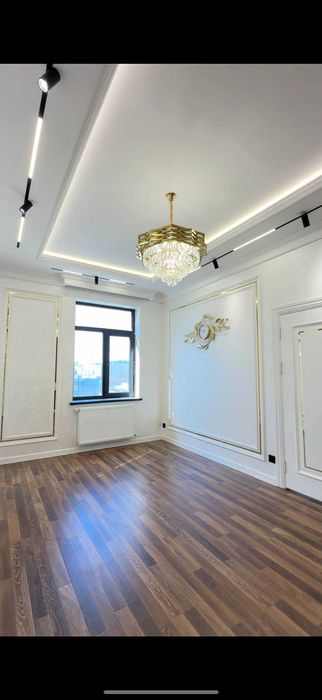 Ибн Сино Янги бозор Строй март томонда новостройка сотилади