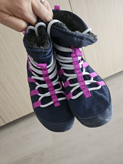 Ghete/cizme nike imblanite marimea 38