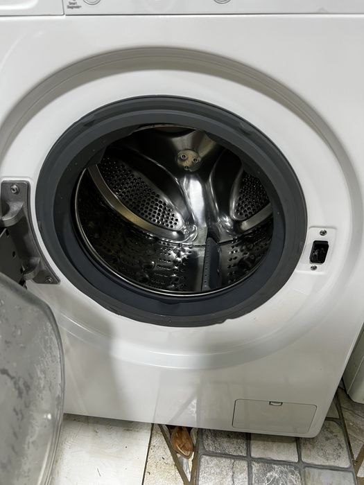 Продается стиральная машинка LG 6kg