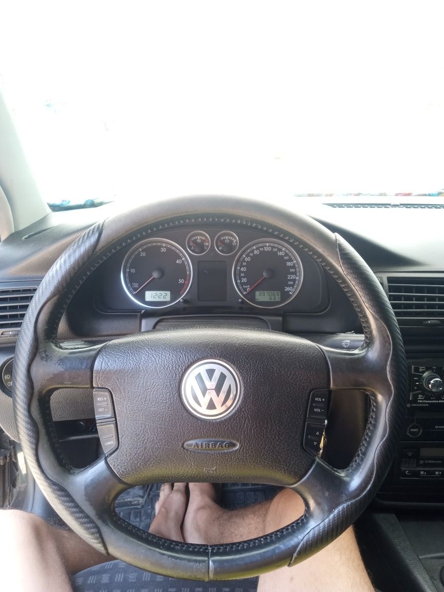Vand VW Passat b5.5 1.9tdi 131cp an 2003