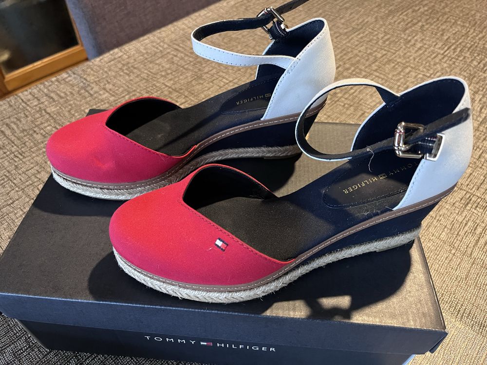 Сандали Tommy Hilfiger