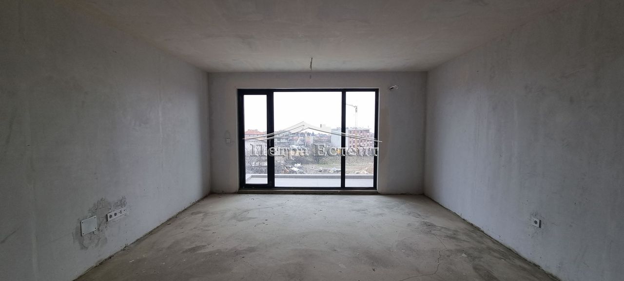 Продава се Тристаен апартамент в Варна, Виница - 130 кв.м за 1424 €/кв.м - Снимка #4