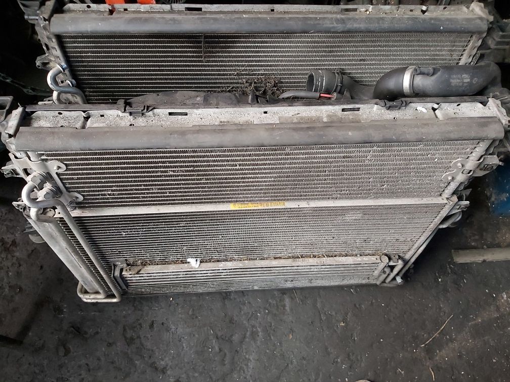 Radiatoare Touareg 7L 2.5 3.0, 5.0  radiator apa , clima , servo,cutie