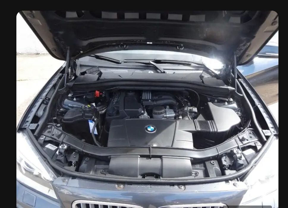 Vând BMW x1 xDraiv 4x4 20i automat xenon euro6