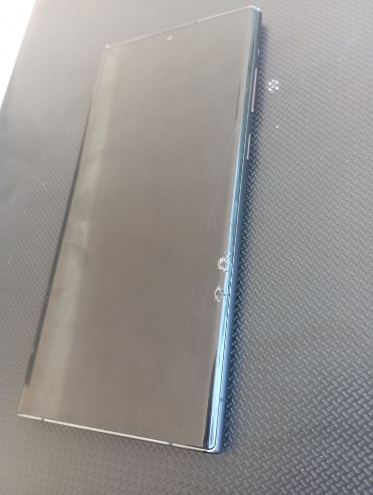 S22 ultra display ekran