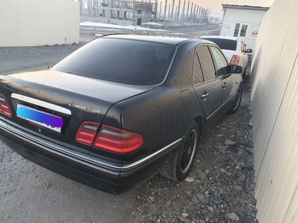 Мерседес 210 Е 200 компрессор автомат