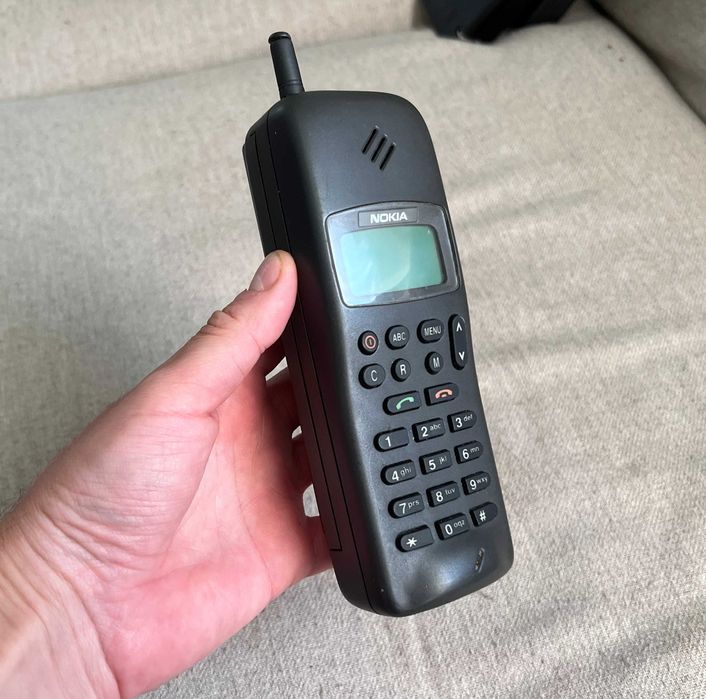 Telefon mobil vintage Nokia 1011 CEPT GSM NHE-2XN colectie raritate