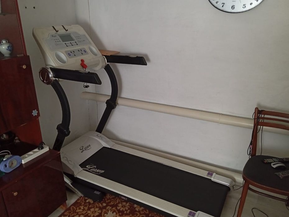Продам беговую дорожку
