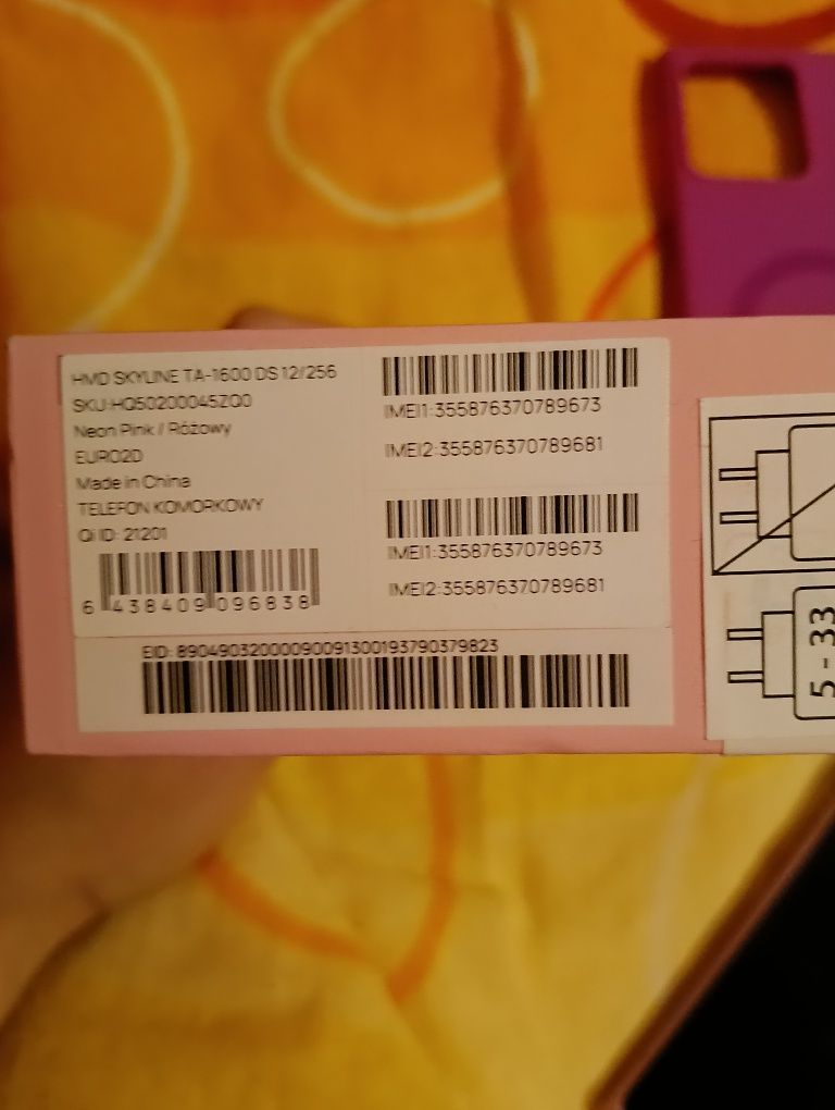 HMD Skyline 12/256gb отличен