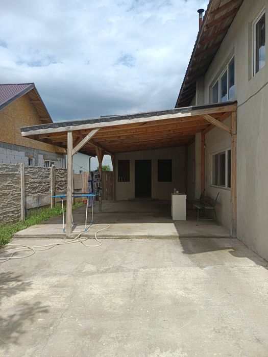 Casă de Vânzare comuna Tunari