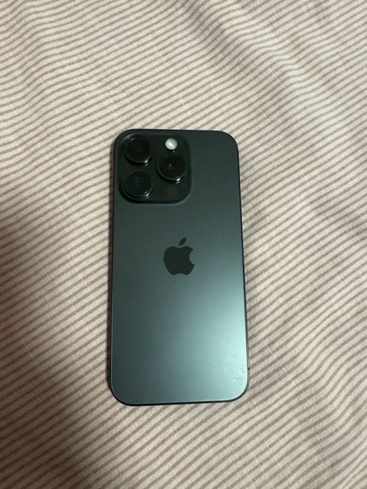 iPhone 15 Pro negru capacitate 128