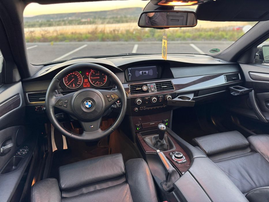 Bmw 520d 2009-12 e5/m-paket/pano/LOGIC7/soft close/recent înmatriculat