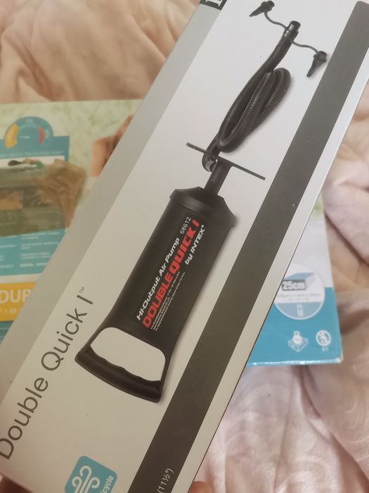 Saltea gonflabila cu pompa