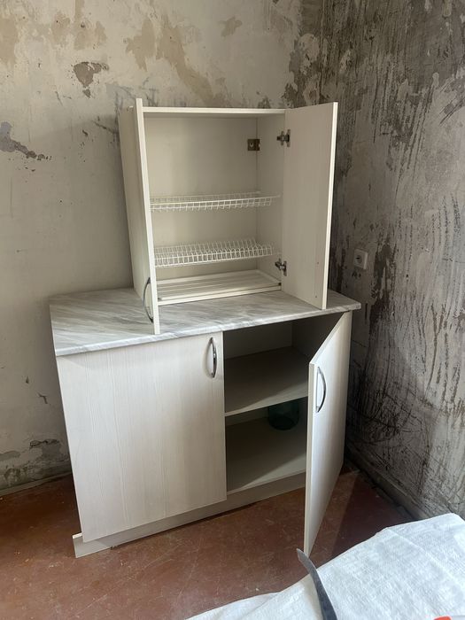Продам кухонный шкаф