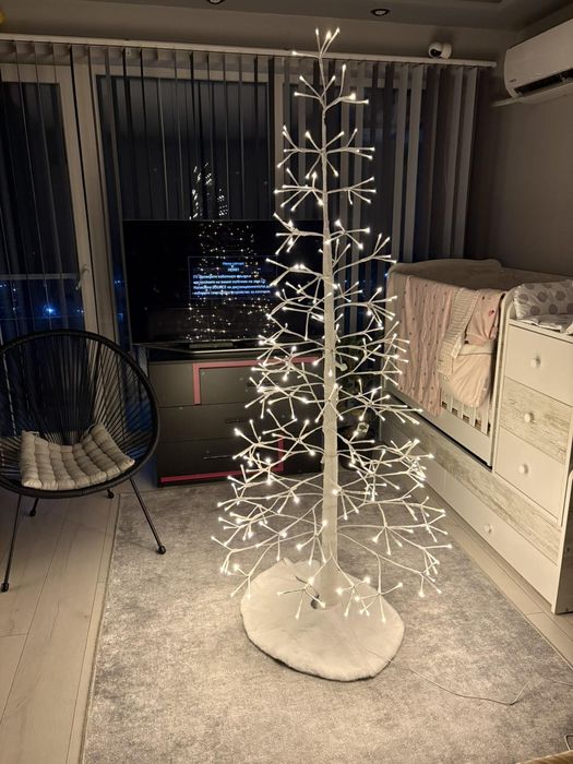 Коледна лед елха