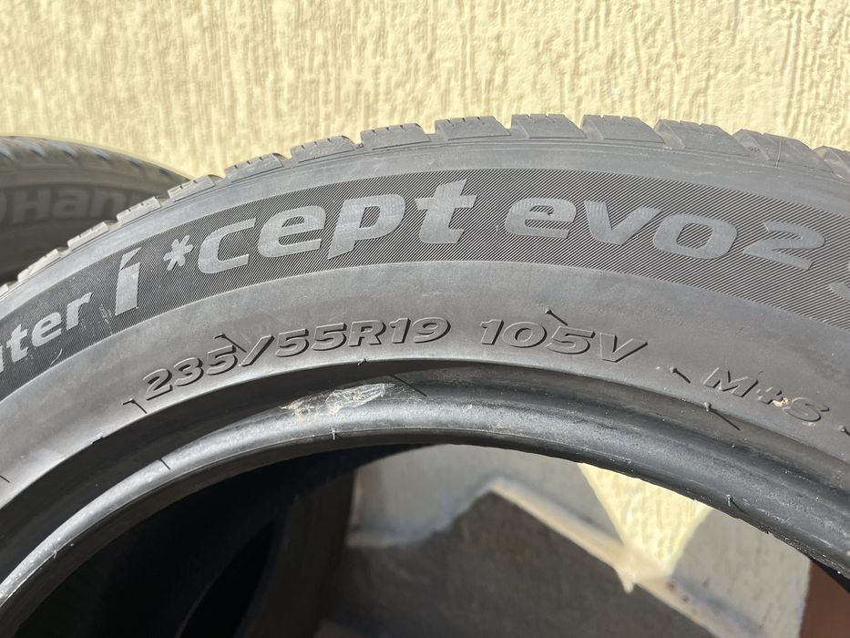 4 бр. зимни гуми 235/55/19 Hankook SUV 6,5-7 mm DOT 2418