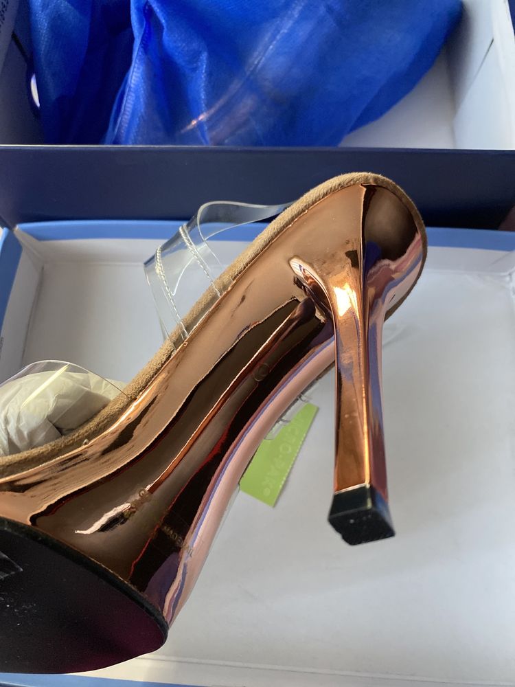 Прозрачни обувки N 39 розово злато