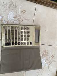 Стар калкулатор от 80 те години