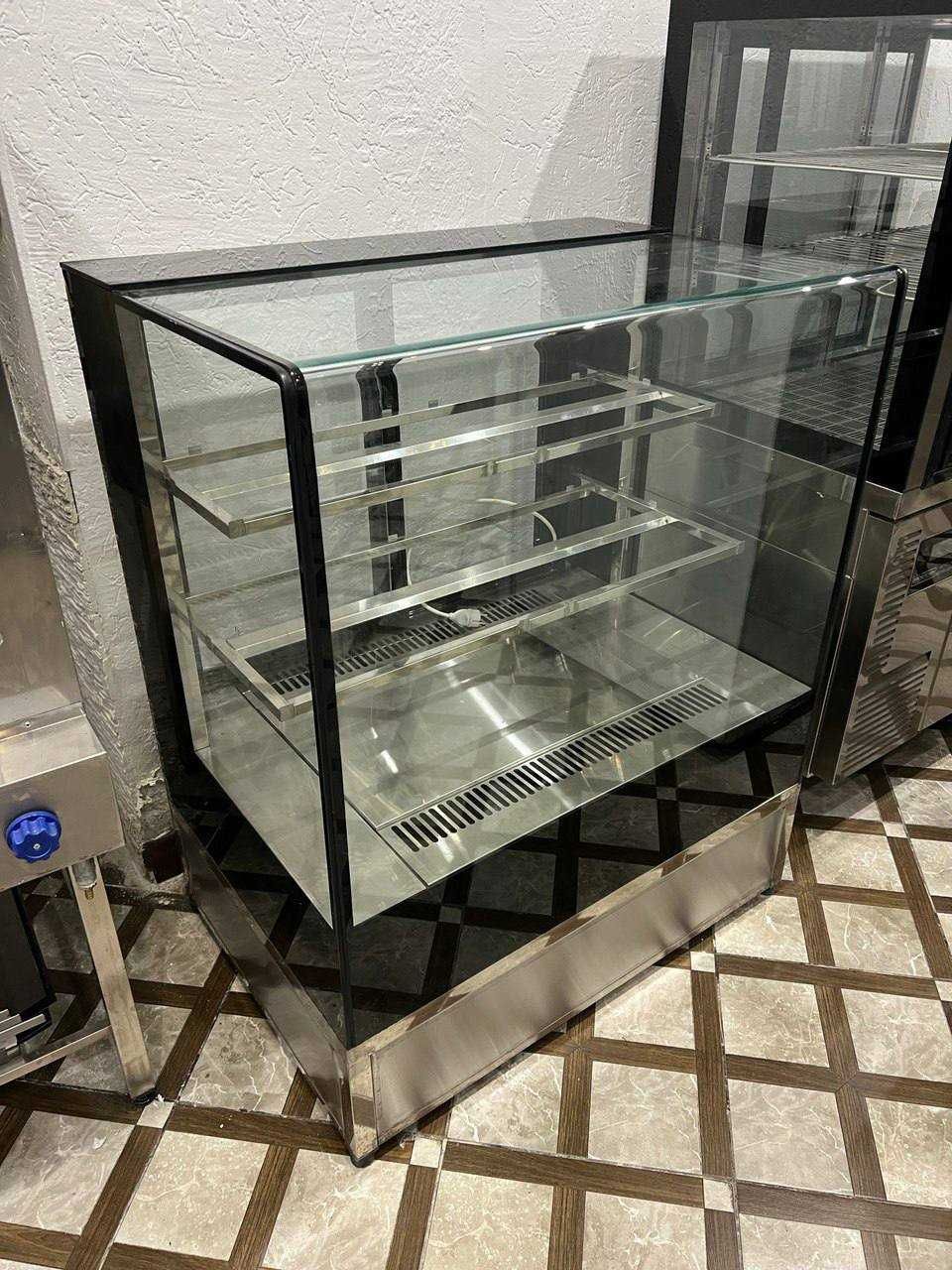 Витрина холодильная кондитерская, холодильник витринный для кафе