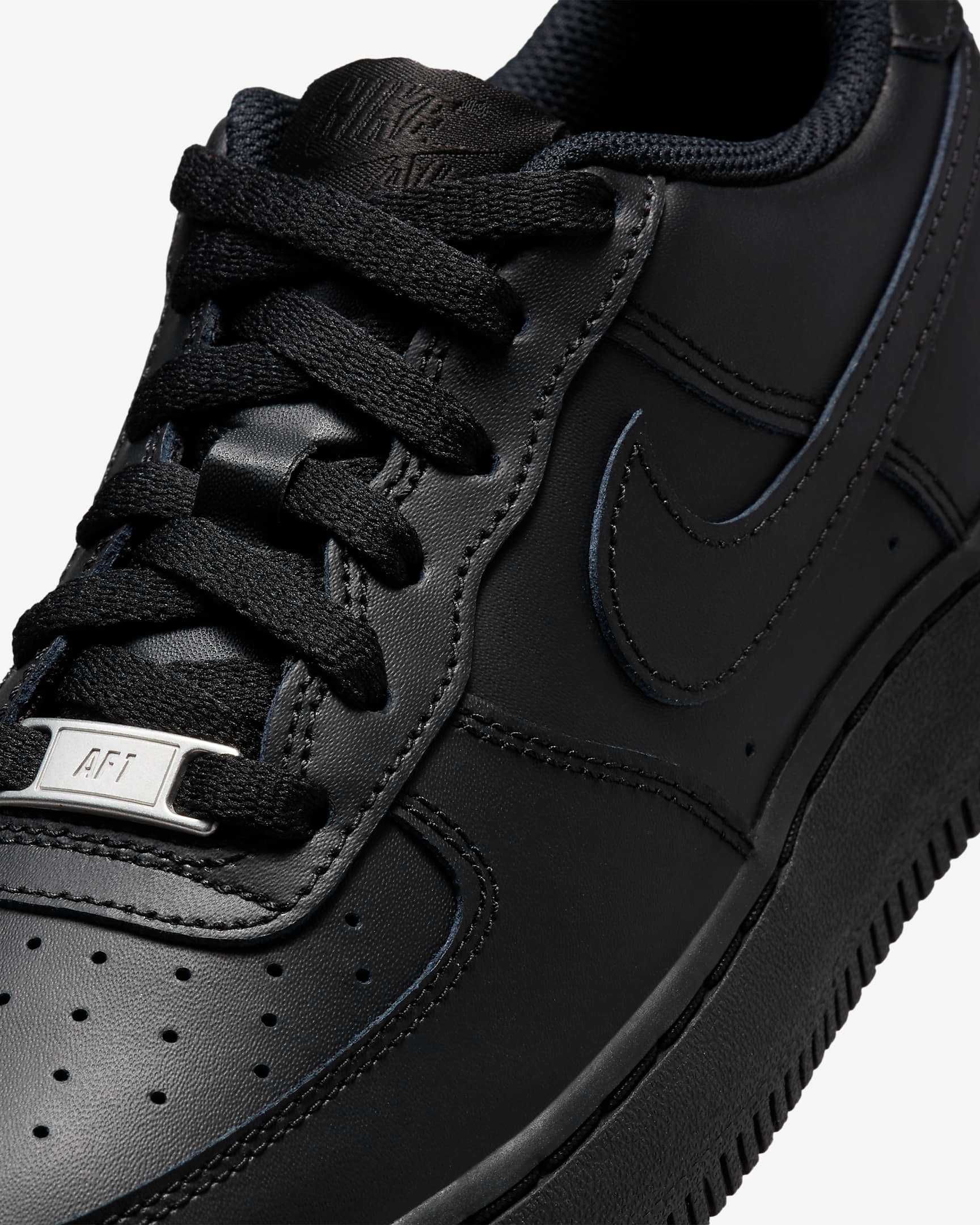 (36-47н) Nike Air Force 1 07' Triple Black