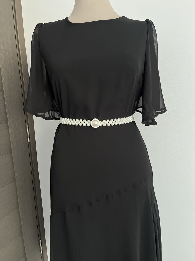 Rochie neagra eleganta