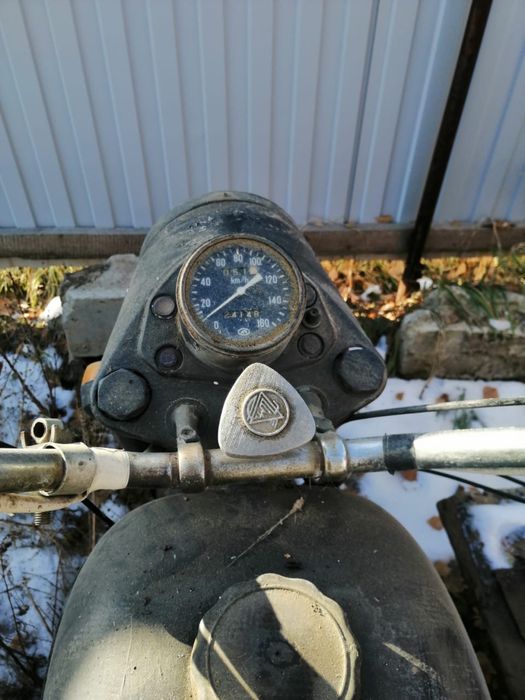 Продам мотоцикл Урал