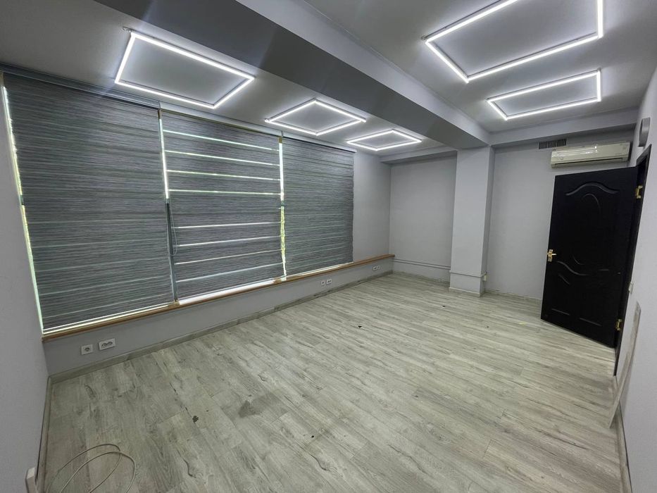 Аренда офиса в отдельно стоящем здании Метро Ойбек!!