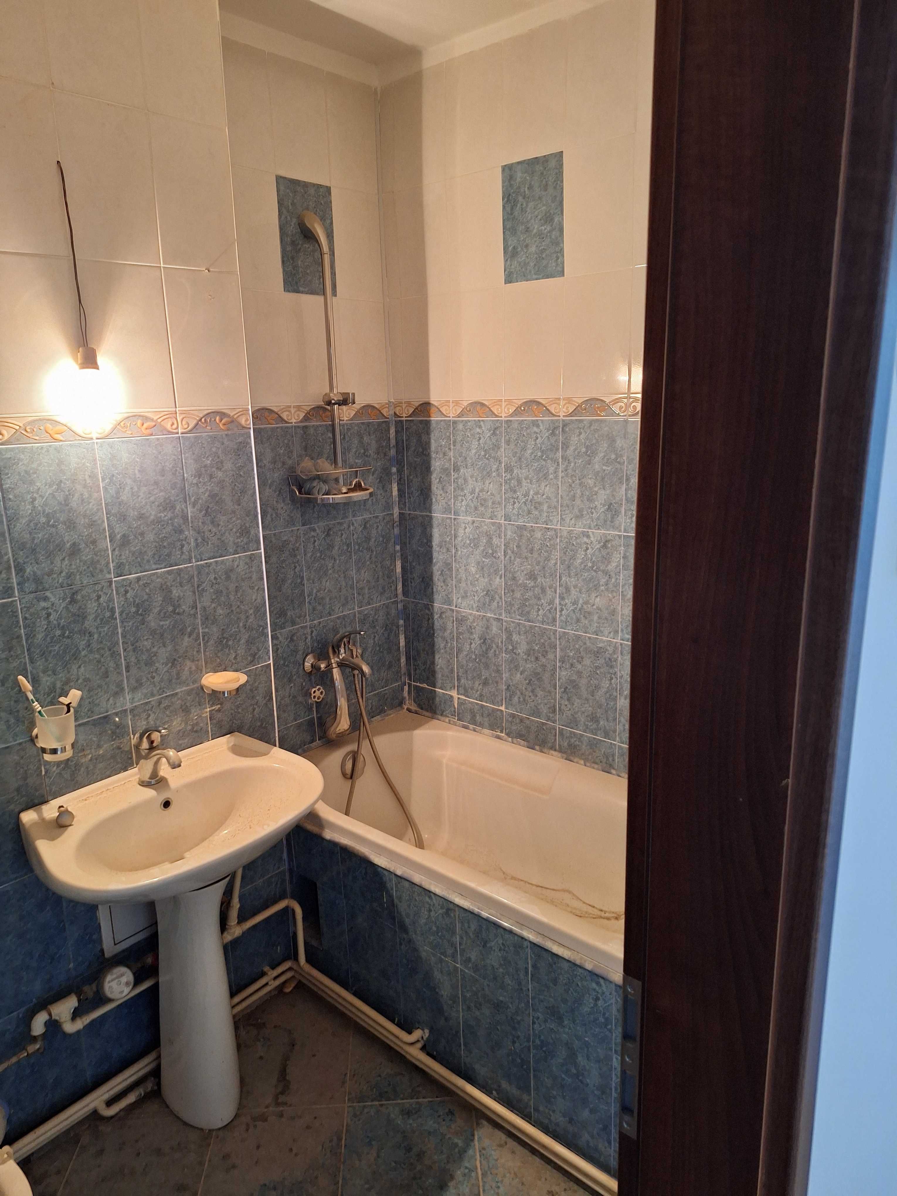 Vand apartament decomandat 3 camere Lugoj