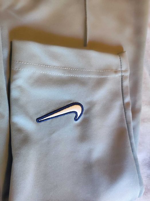 Pantaloni scurți Tommy original si nike pantalon lung