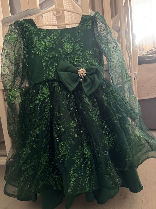 Платье нарядное для девочки