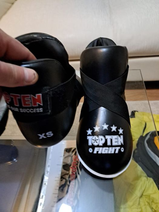 Mănuși box/ kickboxing/ mma & protecții picioare