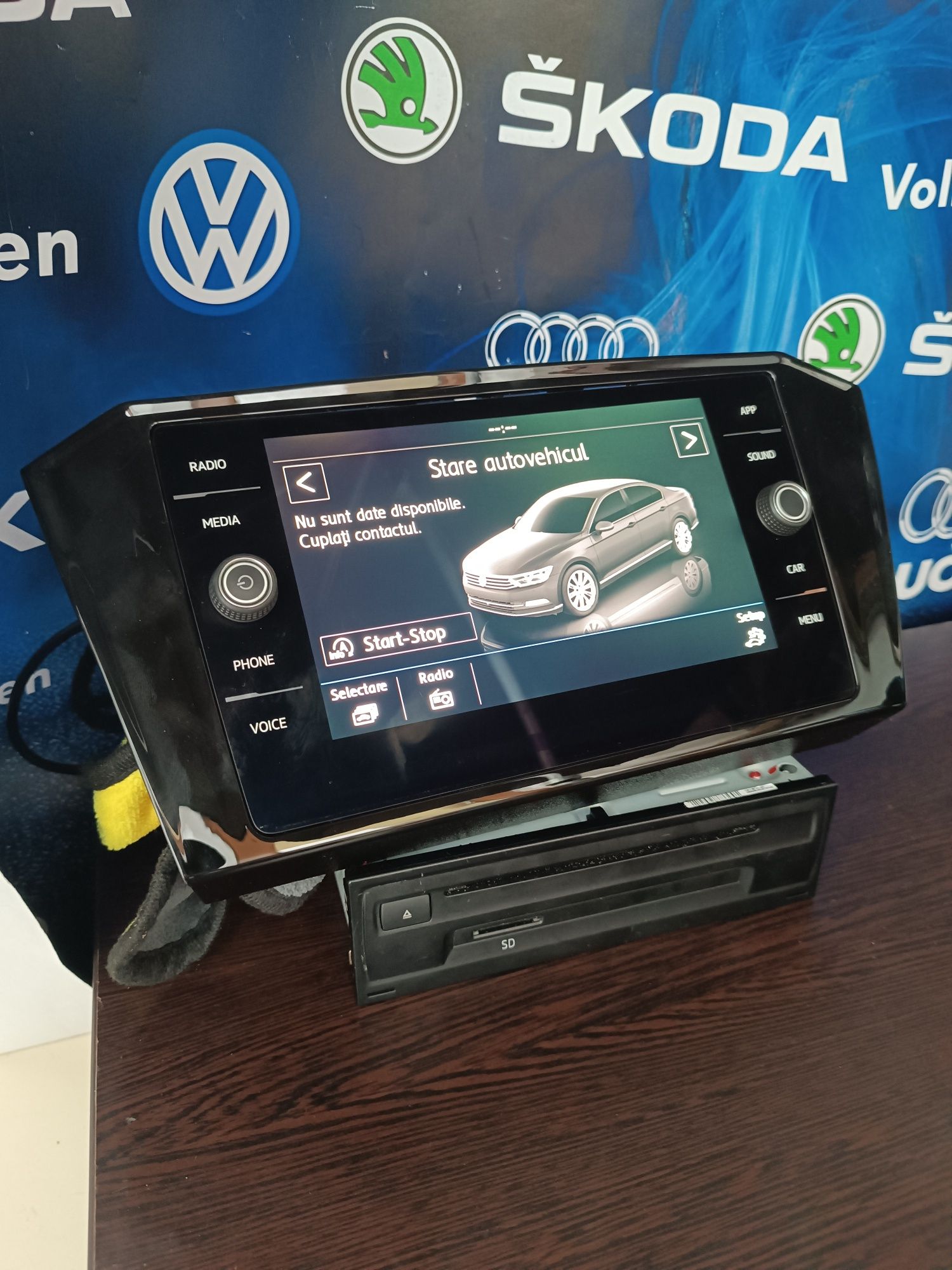 Vând display  Vw unitate Mib2 Standard Delphi Discovery Media