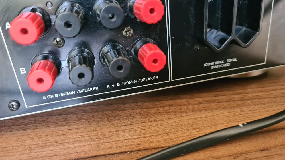 Yamaha RX 395,amplituner stereo,cu telecomanda