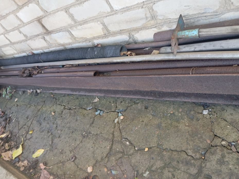 Продам деловой металл.