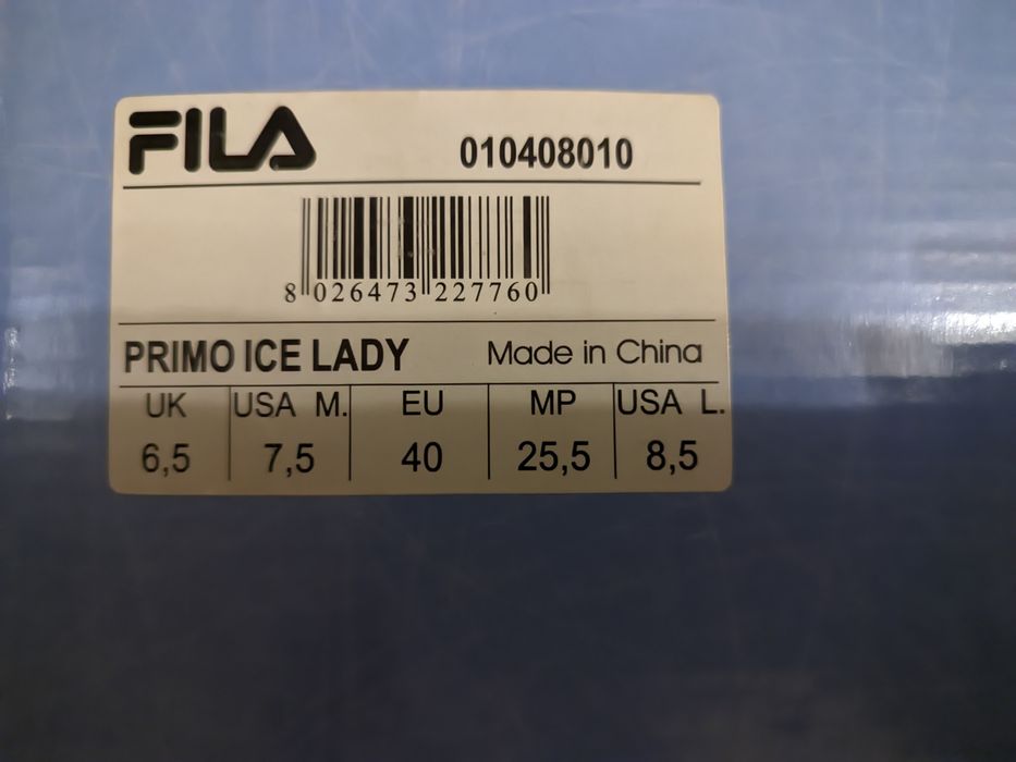 Продам коньки женские