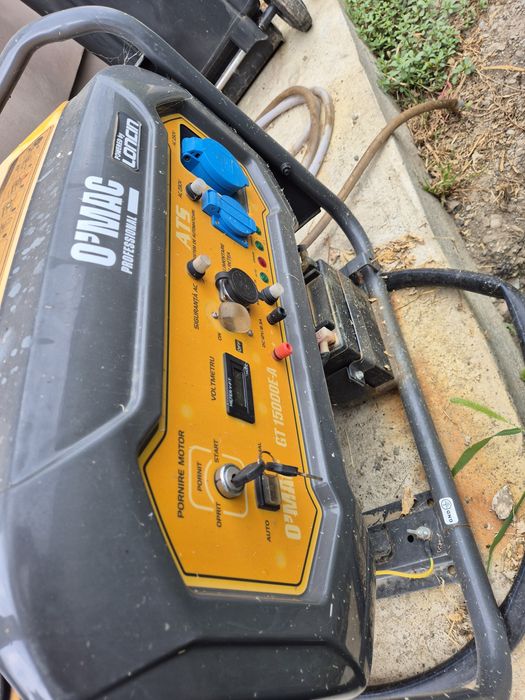 Generator de curent electric monofazic, pe benzina, O-Mac Professional