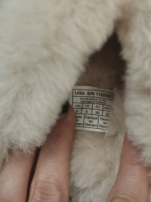 Дамски UGG чисто нови