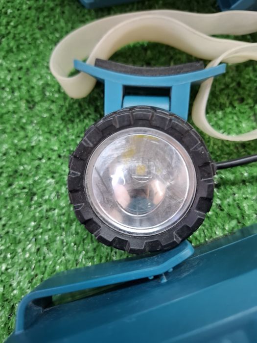 Челници на Makita DML 800
Стават за батерии 14,4 и 18 волта.