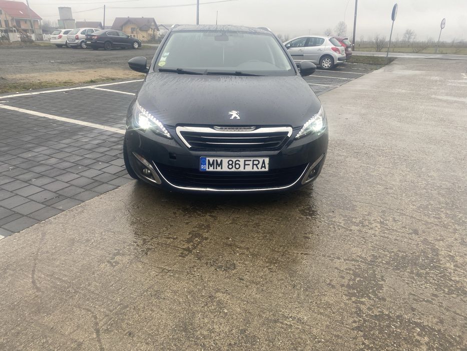 Peugeot 308   2016