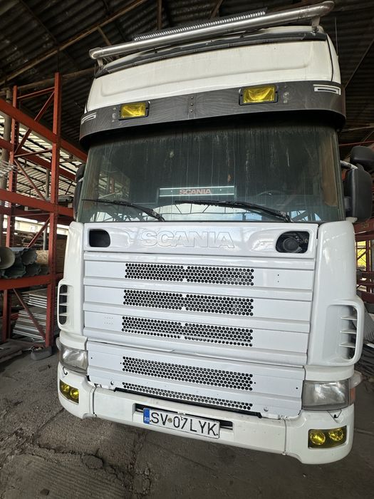 Ofertă camioane si remorci