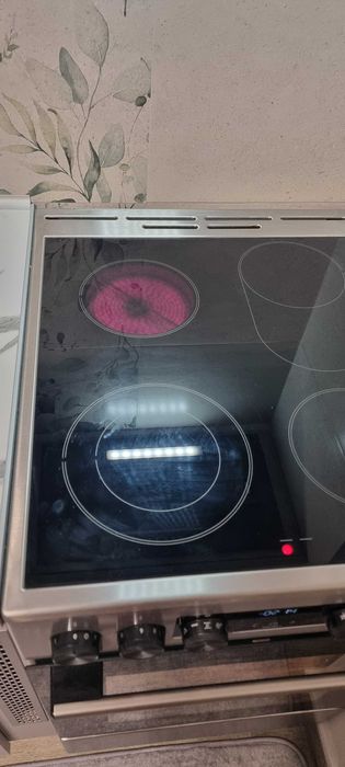 Продавам готварска печка Горение