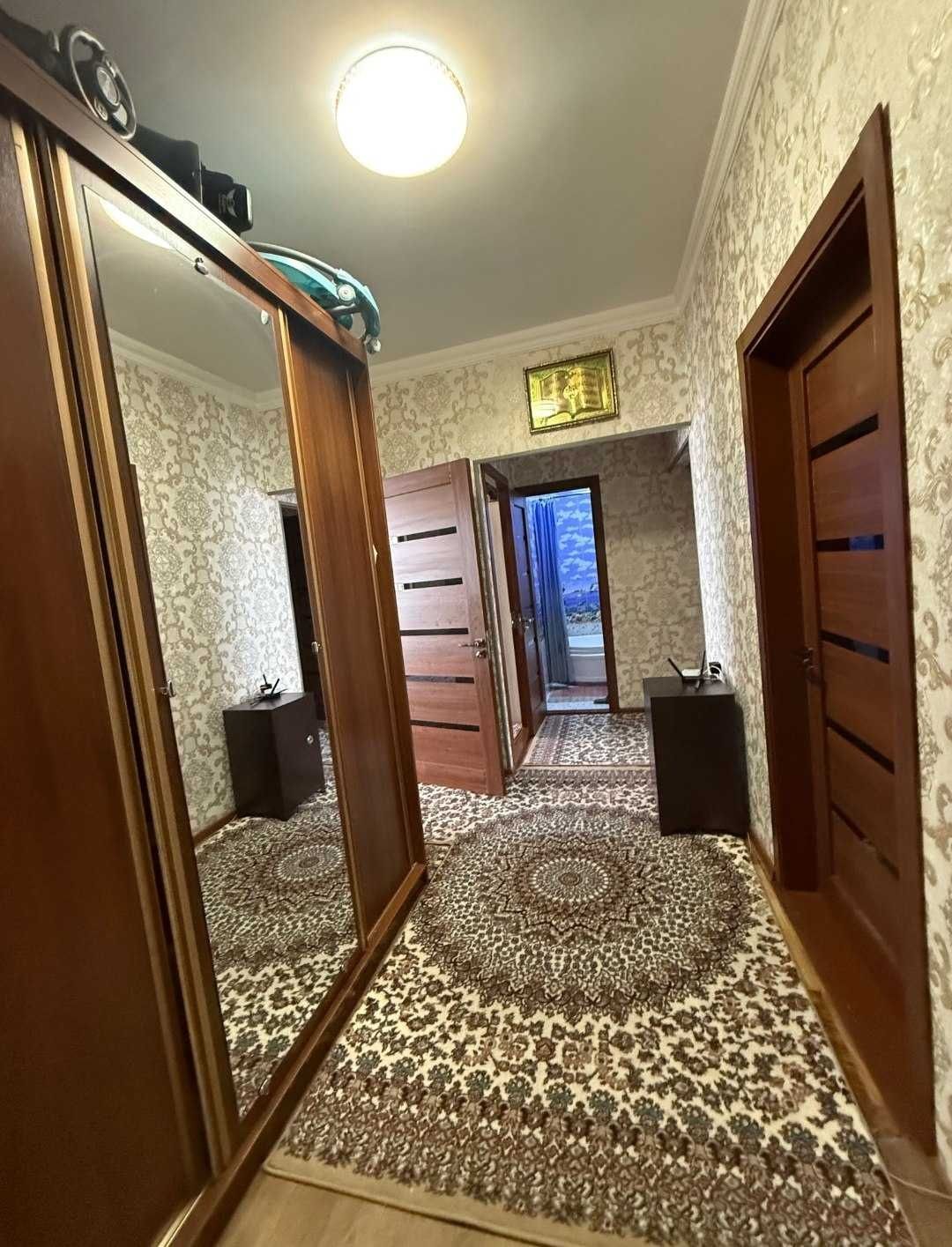 Yunusobod 9 mavze 3 xona 5 etaj sotiladi