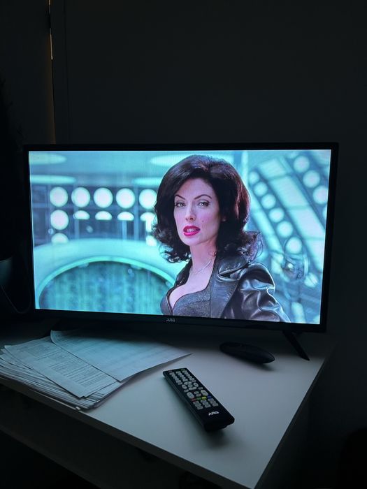 Продам телевизор ARG/LD32A6000