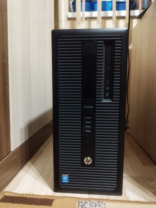 Настолен Компютър HP