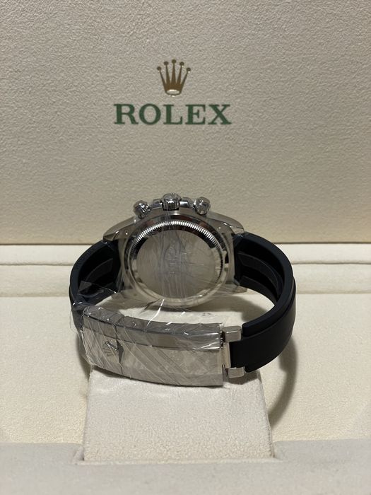 Часовник Rolex Daytona Oysterflex White Gold Black Dial