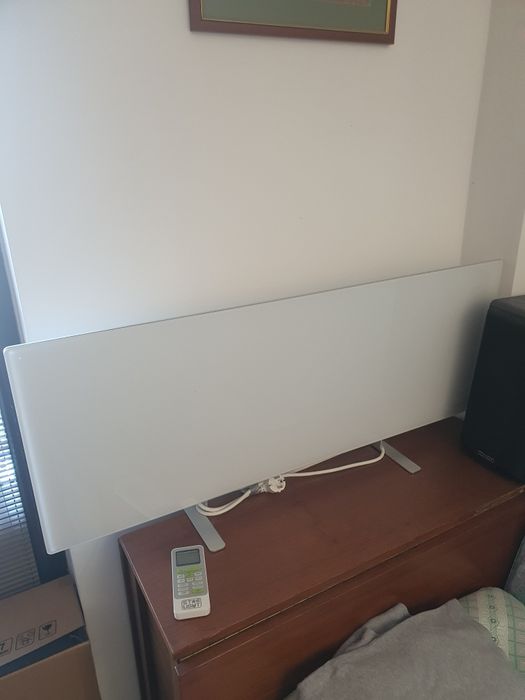 Convector electric de podea/perete AENO ,700w, Wi-Fi, infrarosu NOU