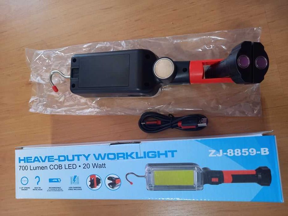 Мощна работна лампа с акумулаторна батерия, въртяща 20W / 700 Лумена